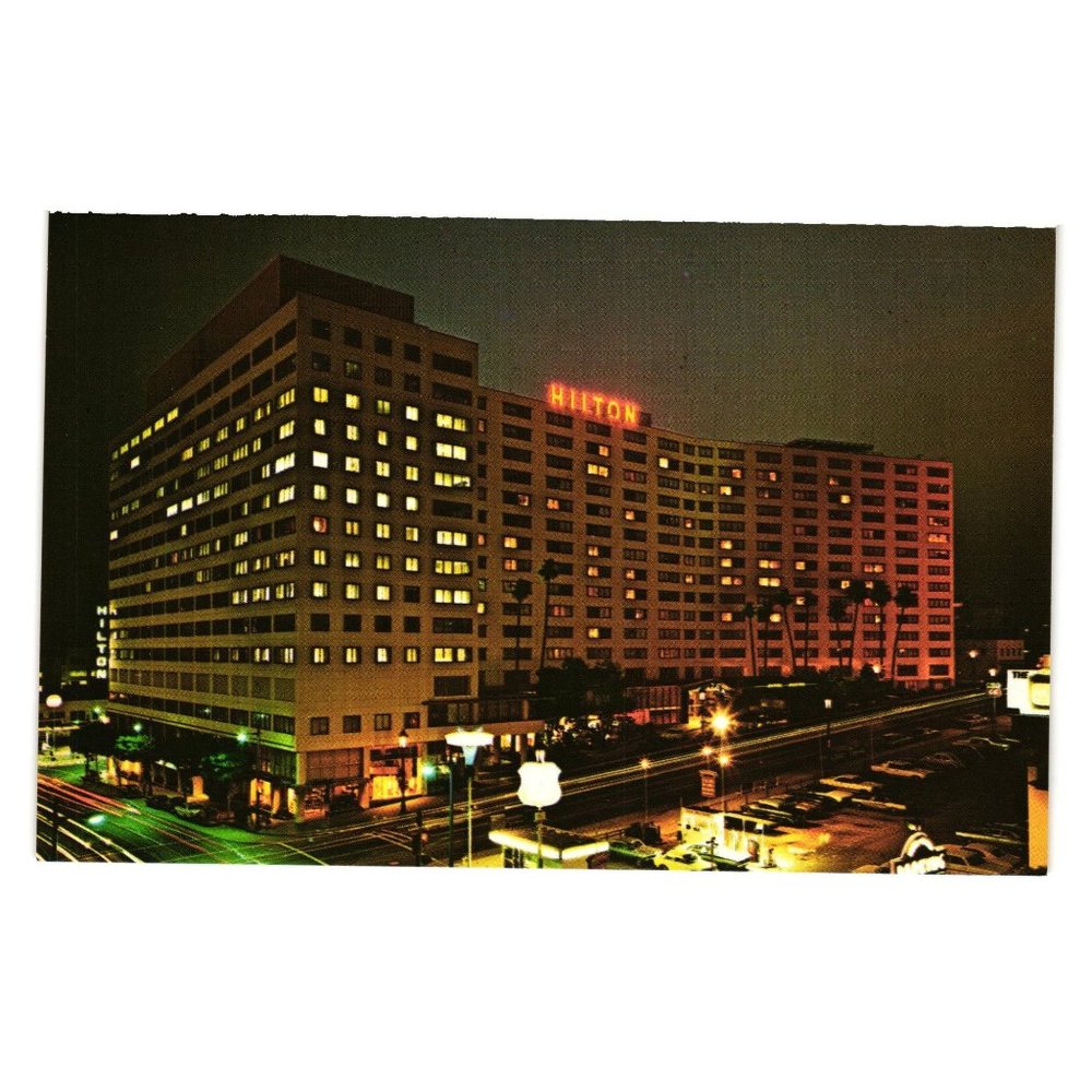 Los Angeles Hilton Vintage Postcard Hotel Wilshire Boulevard Tourist Lodging